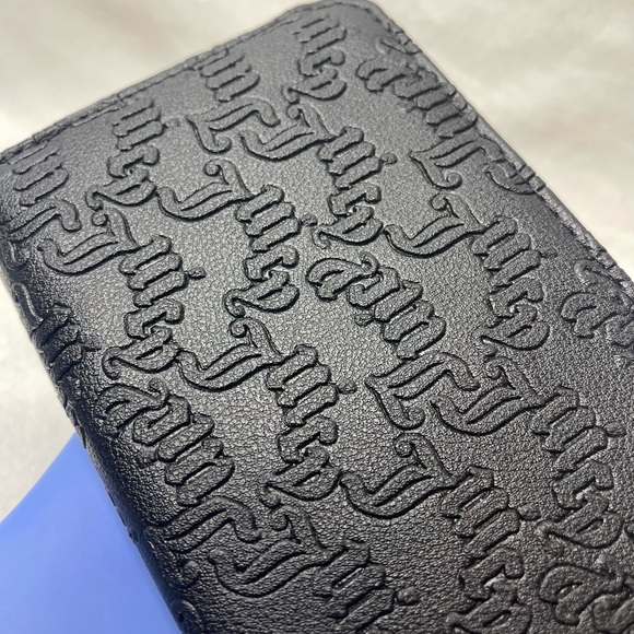 Juicy Couture black zip around wallet with black hardware on front - Picture 3 of 4